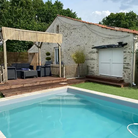 Holiday home Avec Piscine Privee *